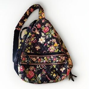 Vera Bradley Full Size Navy Blue Floral BackPack Crossbody Strap EUC 19.5"x 14"